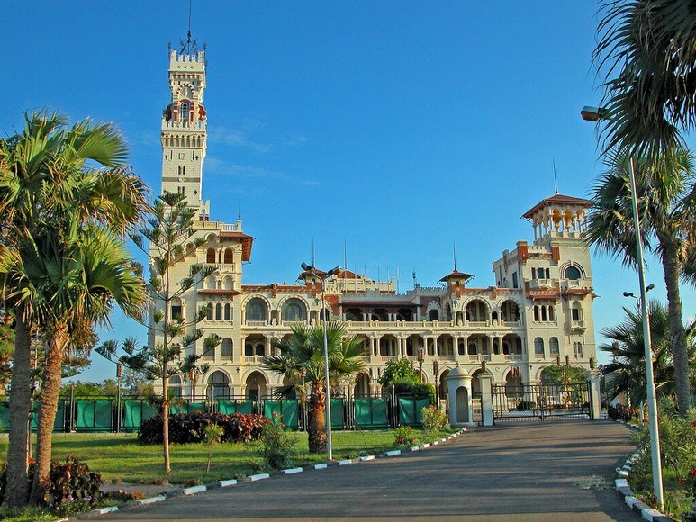Cung điện Montaza và khu vườn ven biển tại Alexandria