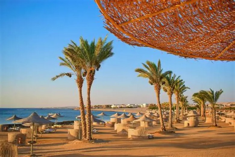 Khu Marina Hurghada lúc hoàng hôn